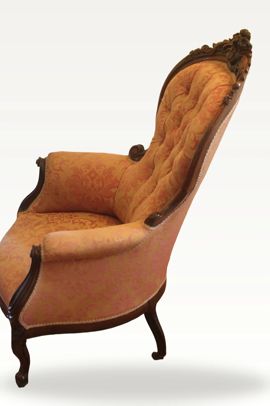 An early Victorian gentleman's armchair. — view 8