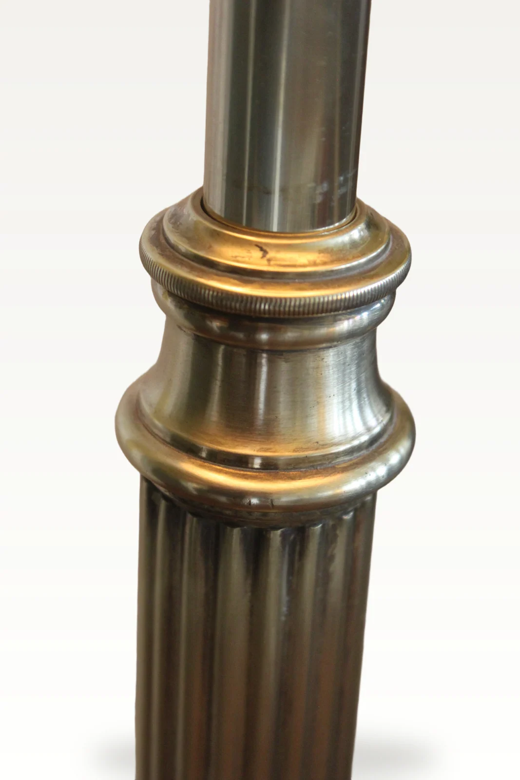 Victorian telescopic brass standard lamp — view 5