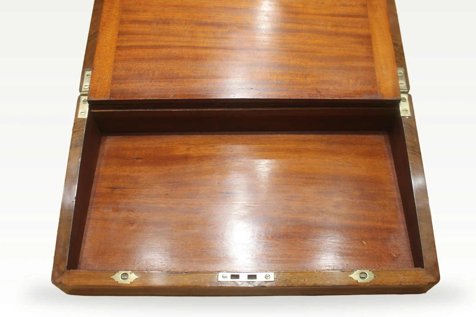 A large Victorian walnut and brass edged writing slope with secret drawers 4905 — view 12