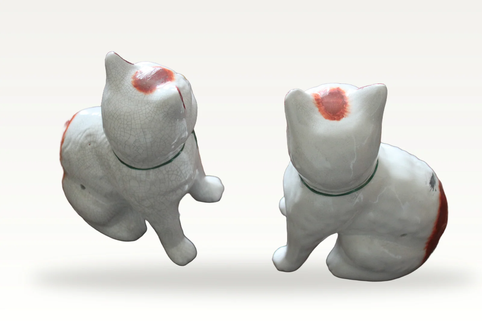 Pair of Staffordshire cats — view 4