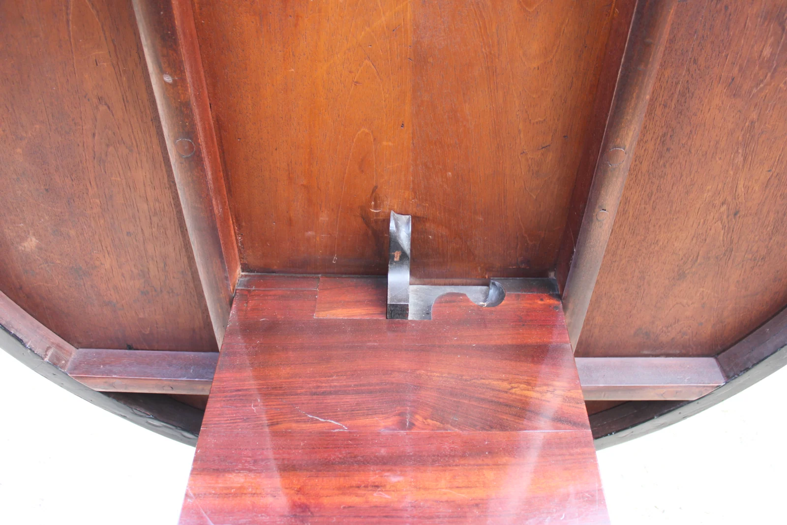 Regency period rosewood and brass inlaid centre or breakfast table — view 14