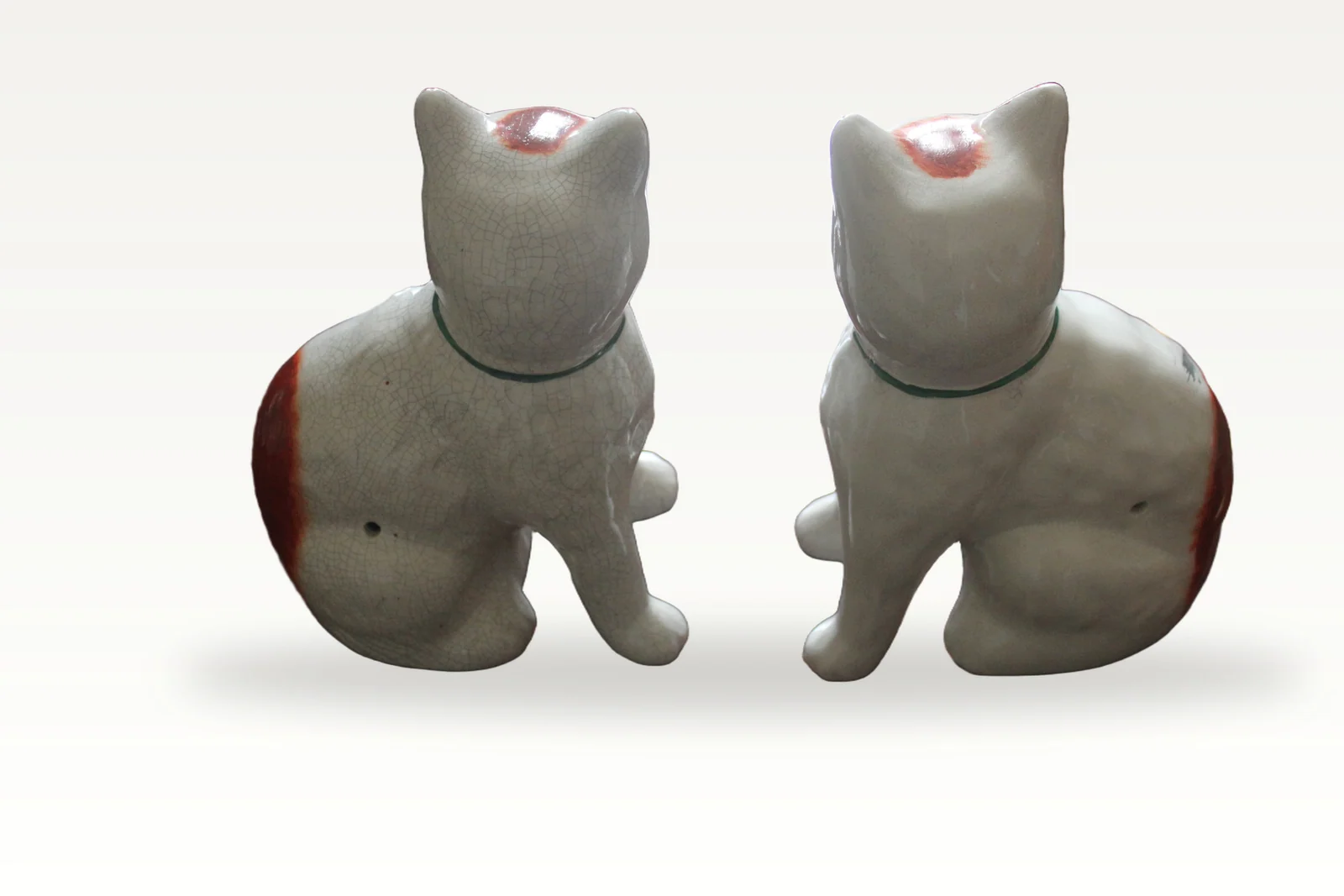 Pair of Staffordshire cats — view 5