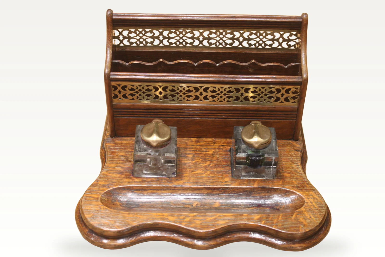 Late Victorian oak and brass desk tidy or standish