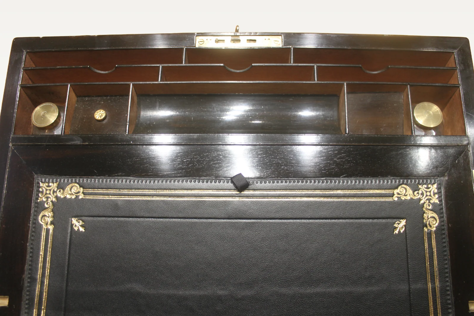 A large and impressive figured walnut and brass bound writing slope with secret — view 8