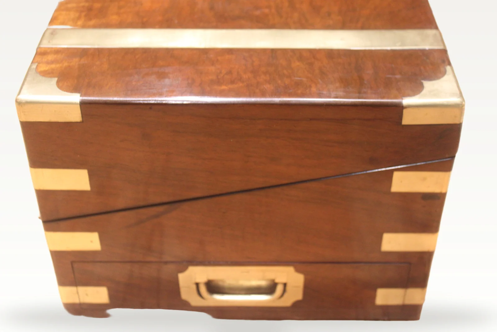 A large and impressive figured walnut and brass bound writing slope with secret — view 4
