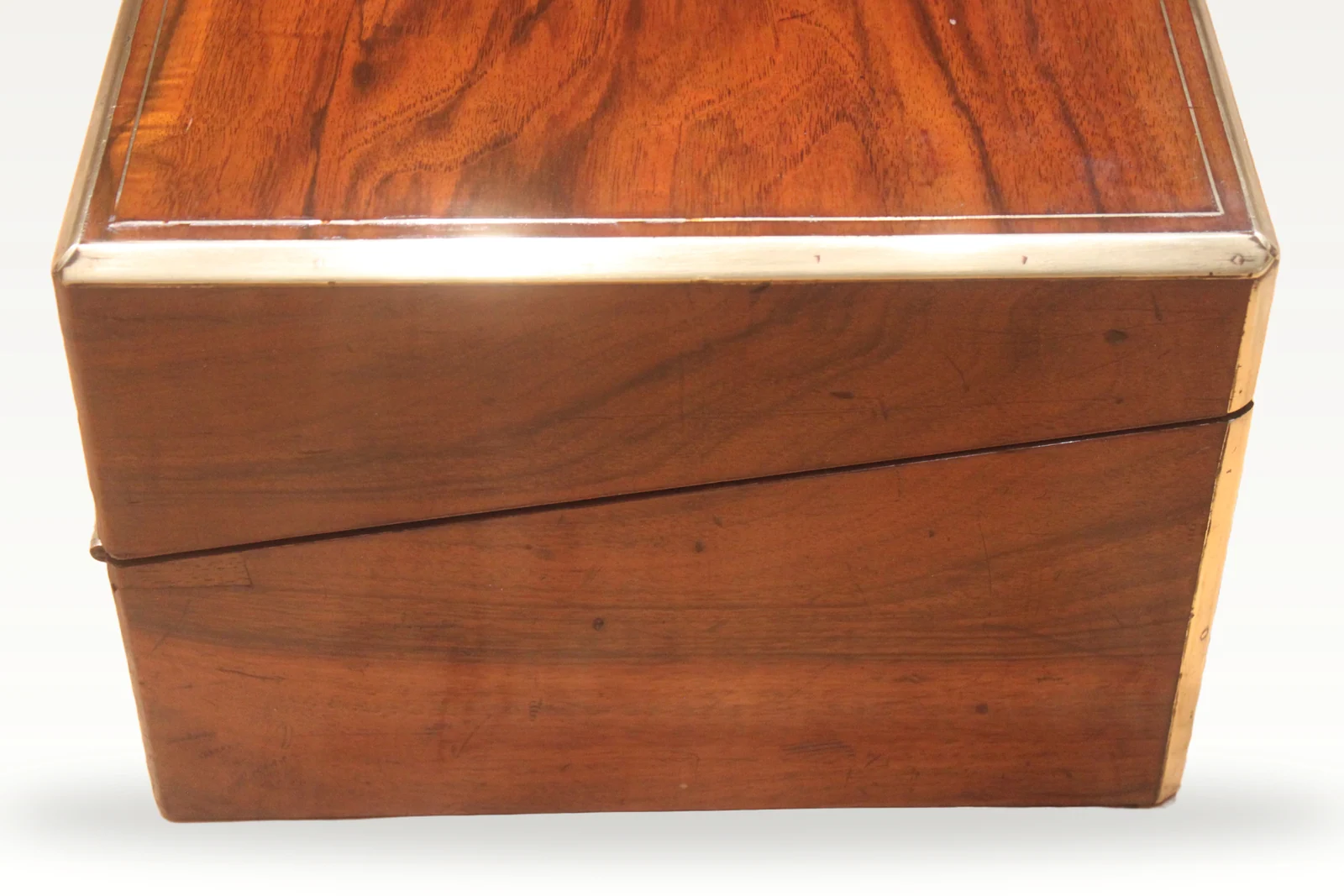 A large Victorian walnut and brass edged writing slope with secret drawers 4905 — view 7