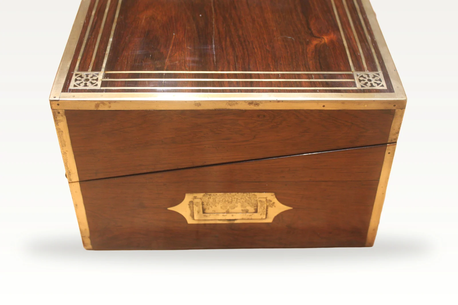 A substantial and impressive late Georgian rosewood and brass inlaid writing slo — view 4