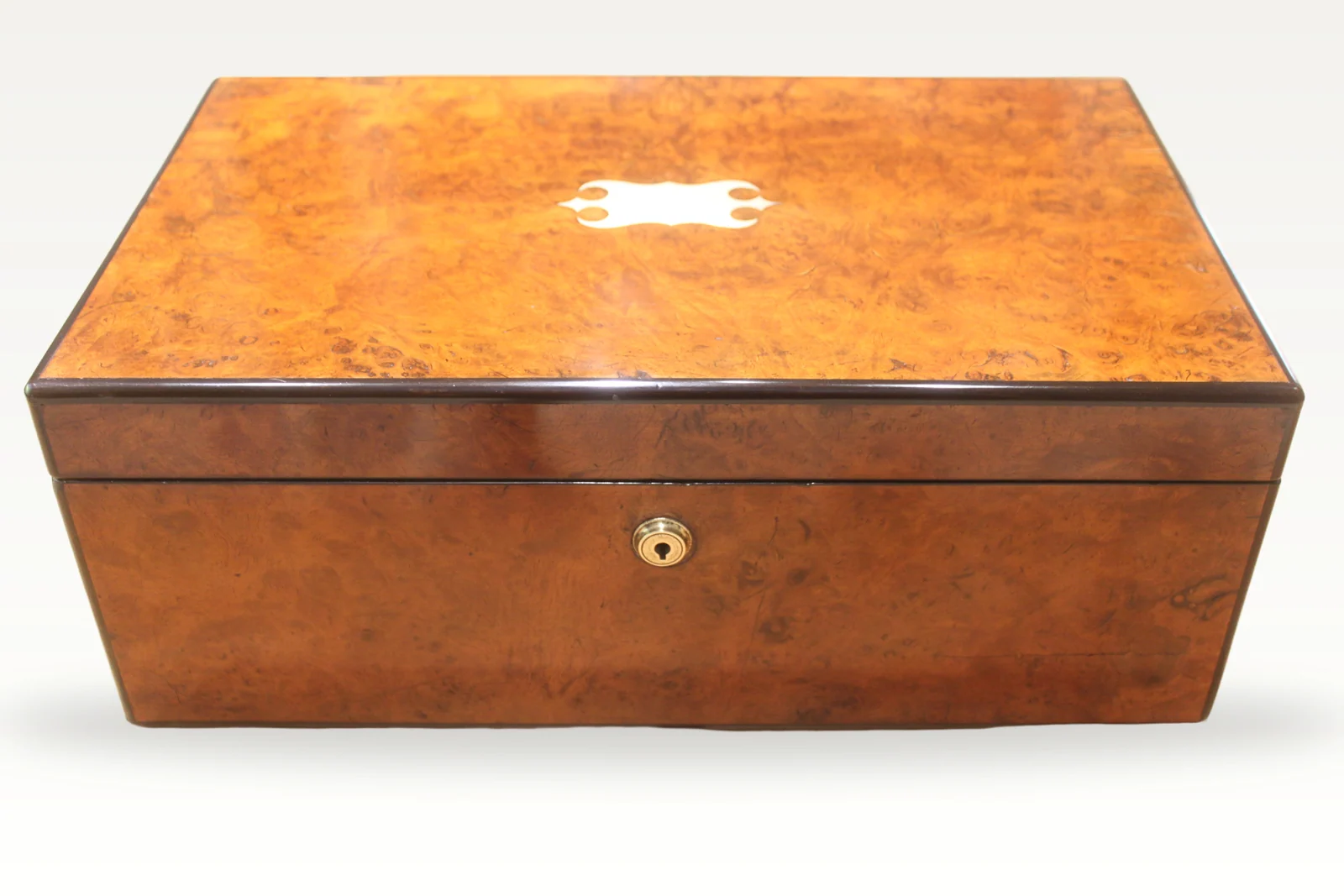 Burr walnut writing slope with secret drawers and Bramah lock — view 2
