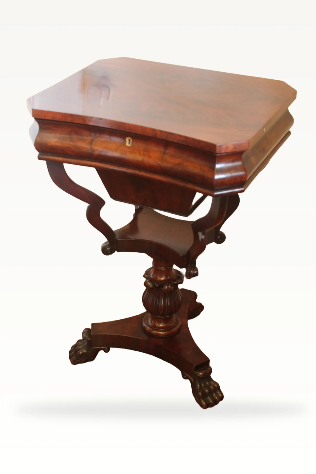 A lovely early Victorian curl grain mahogany sewing/work table — view 3