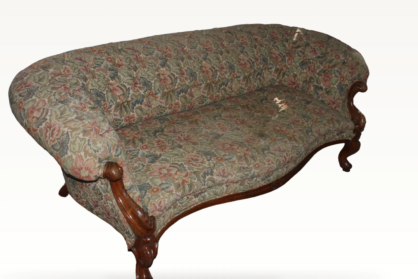A wonderful and rare Antique Victorian original carved walnut chesterfield sofa. — view 2