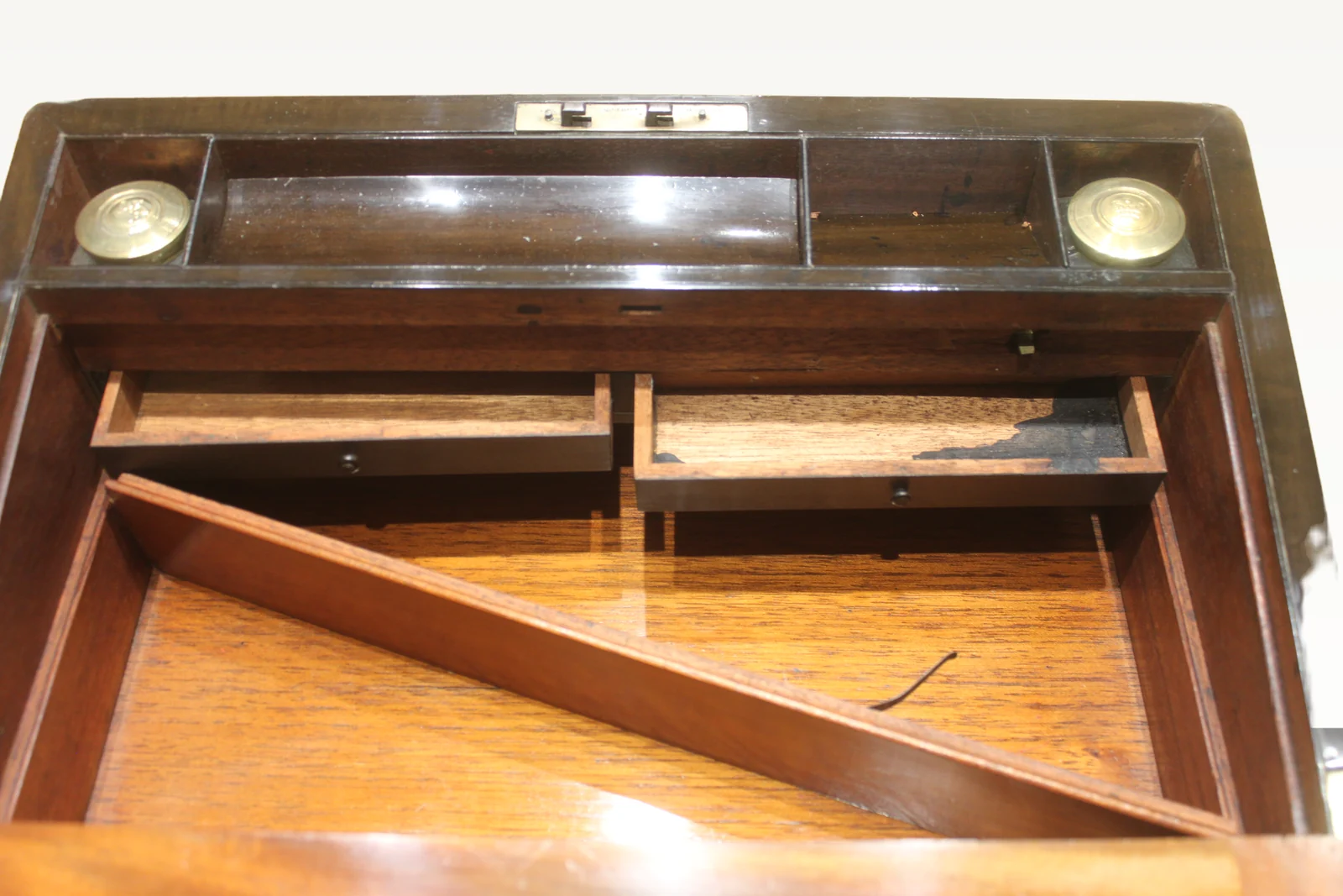 Victorian figured walnut writing slope with Bramah lock and keys 4910 — view 9