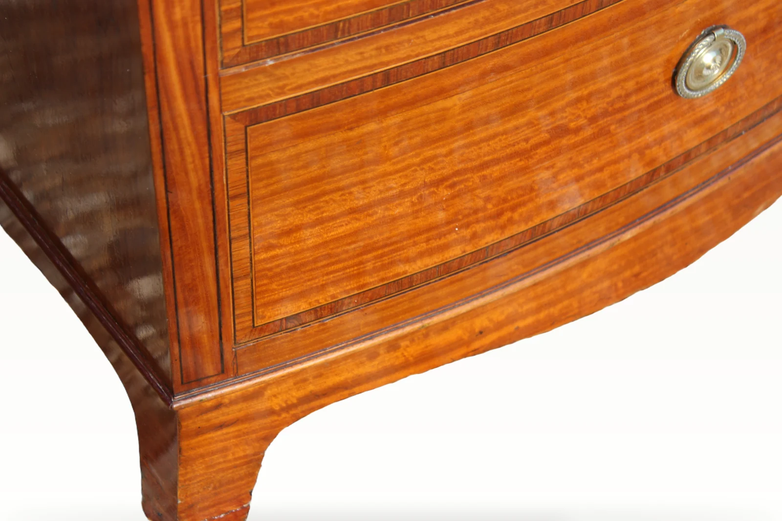 Sheraton Revival Satinwood chest — view 8