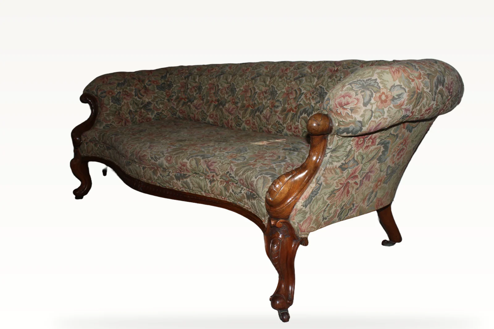 A wonderful and rare Antique Victorian original carved walnut chesterfield sofa. — view 3
