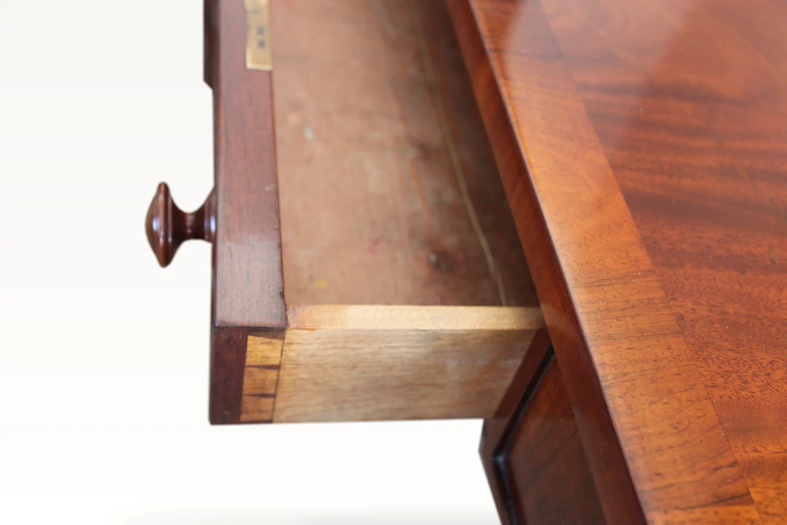 An early 19th Century mahogany sofa table — view 9
